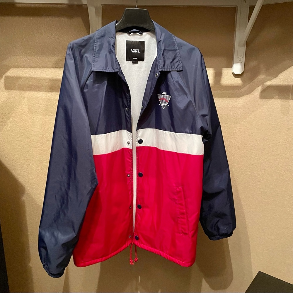 EUC Vans Torrey windbreaker jacket